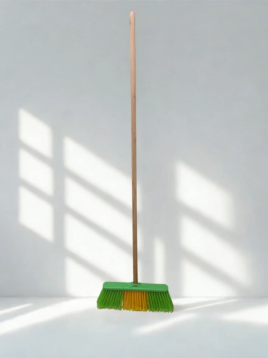 Broom 12" with wood handle - R Lee product image